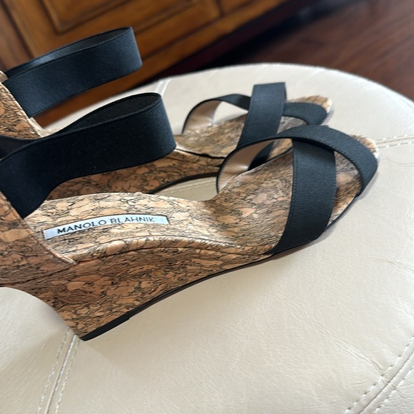 Manolo Blahnik Black Strap Cork espadrilles wedges. Size 39.5 - Picture 6 of 8